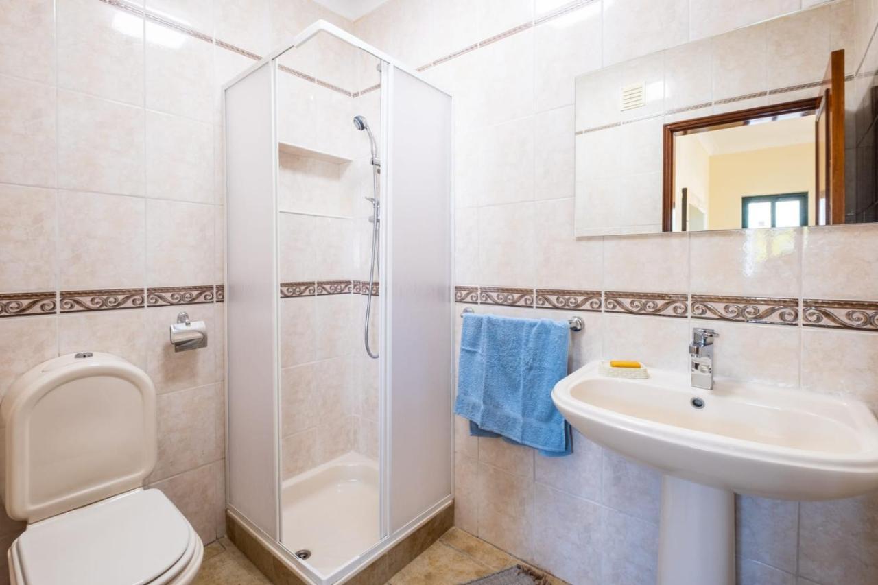 Villa Sequeira - Private Pool - Free Wifi - By Bedzy Albufeira Exteriör bild