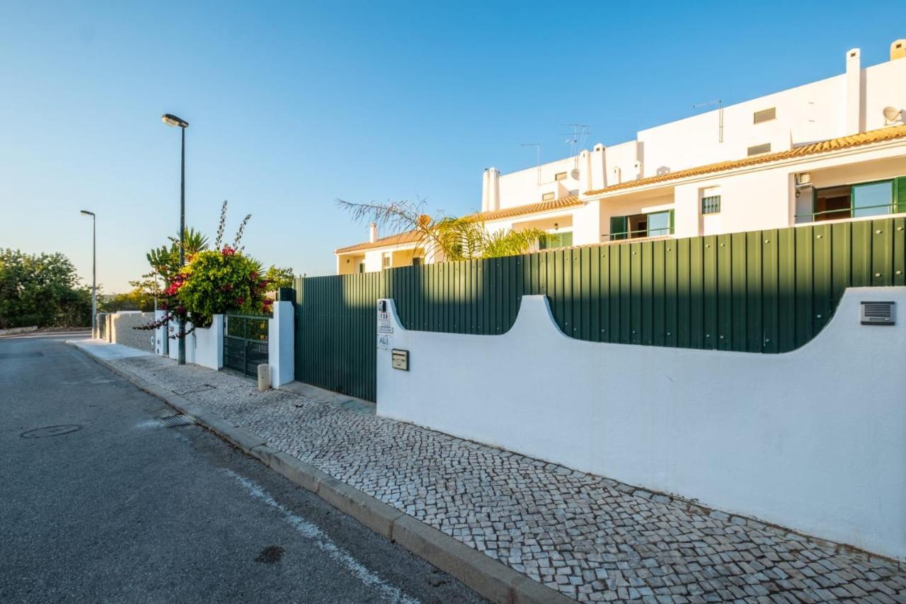 Villa Sequeira - Private Pool - Free Wifi - By Bedzy Albufeira Exteriör bild